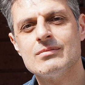 velislav-pavlov-ploshtad-slaveikov_280x280_crop_478b24840a