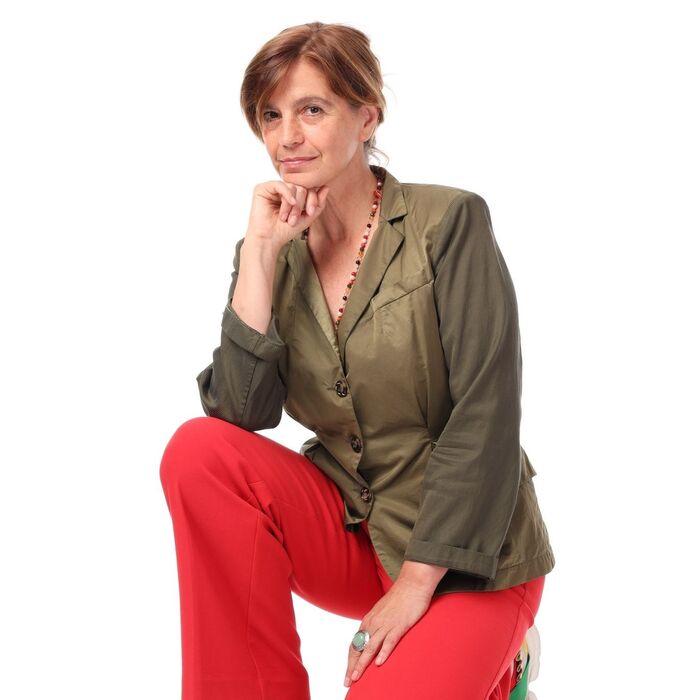 elena-panayotova-fb_700x700_crop_478b24840a