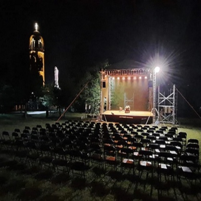 studentski-teatralen-festival-arcdngoeu_700x700_crop_478b24840a