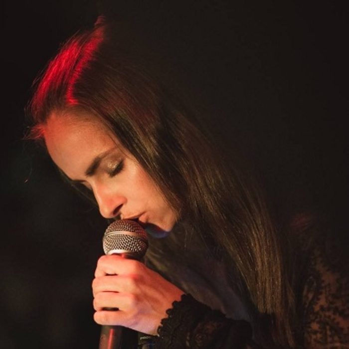 fb-desislava-andonova_700x700_crop_478b24840a