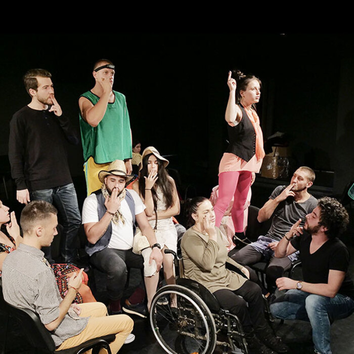 yoyo_700x700_crop_478b24840a