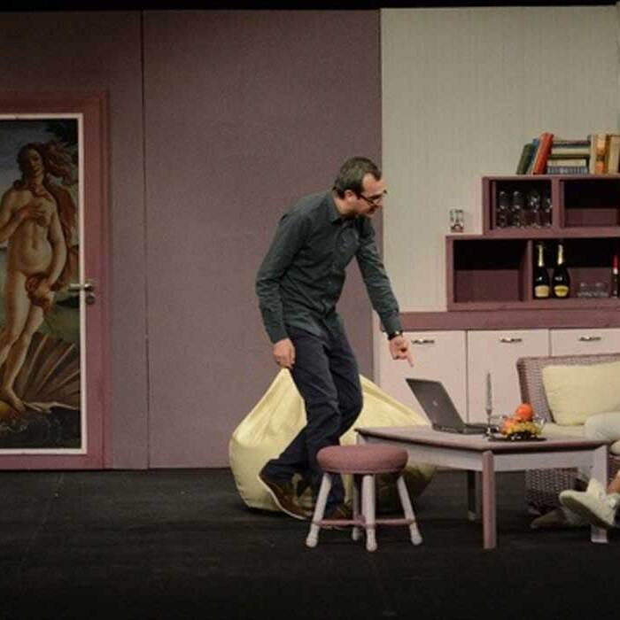 teathre_700x700_crop_478b24840a