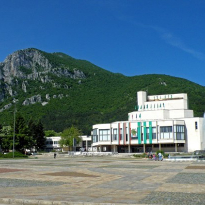 vratsa_700x700_crop_478b24840a