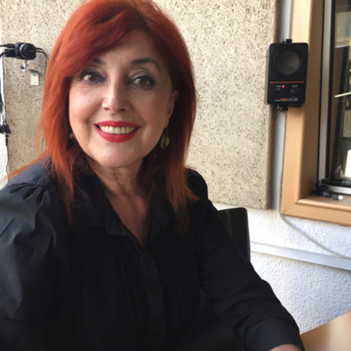 eva_700x700_crop_478b24840a