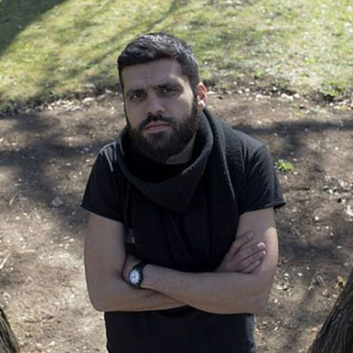 vasil-balev-ploshtadslaveikov_700x700_crop_478b24840a