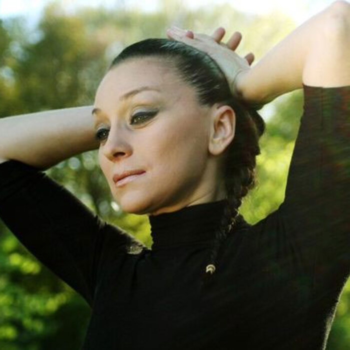 juliana-saiska-goreshto-net_700x700_crop_478b24840a