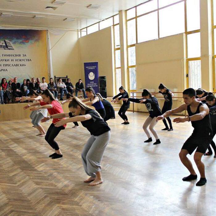 12957300-1207533635923795-831066615-n_700x700_crop_478b24840a