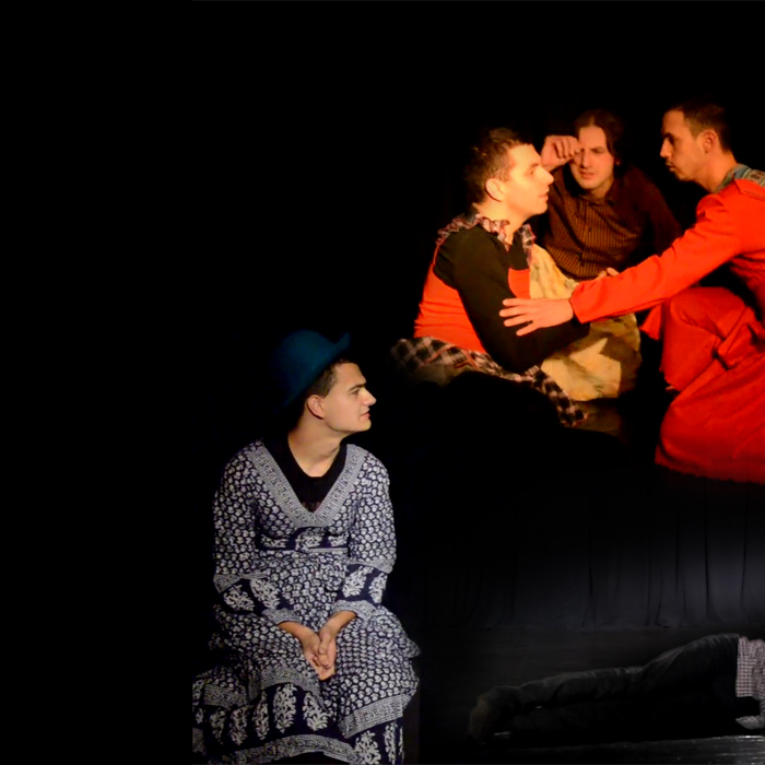 az_700x700_crop_478b24840a