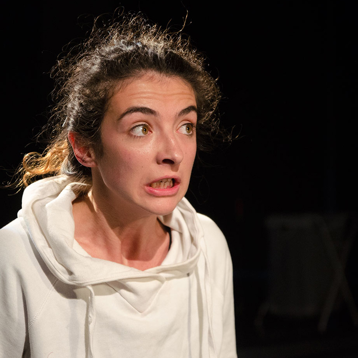 neshto-me-grize3_700x700_crop_478b24840a