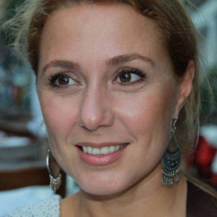 ani-1_700x700_crop_478b24840a