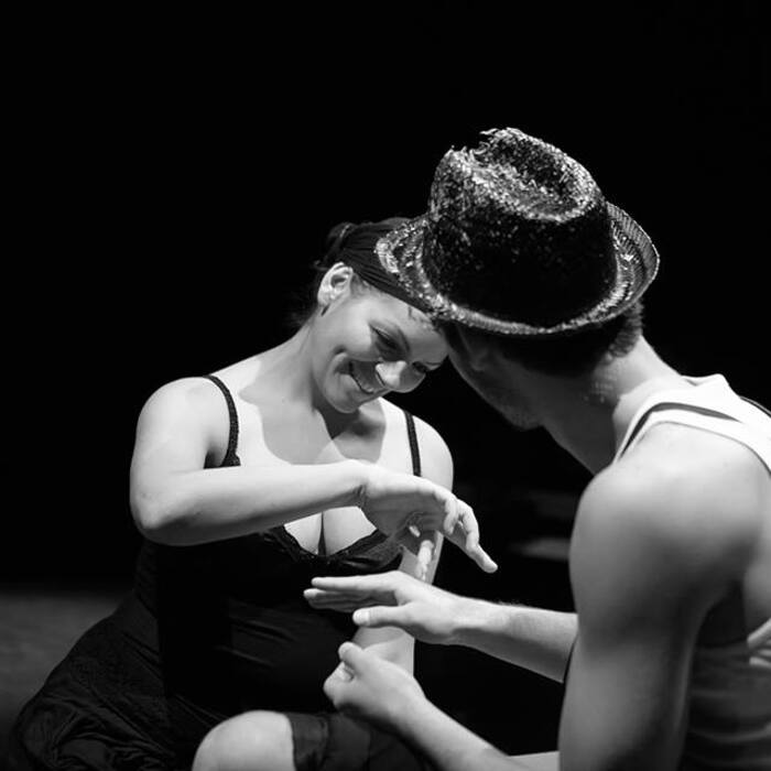 4_700x700_crop_478b24840a