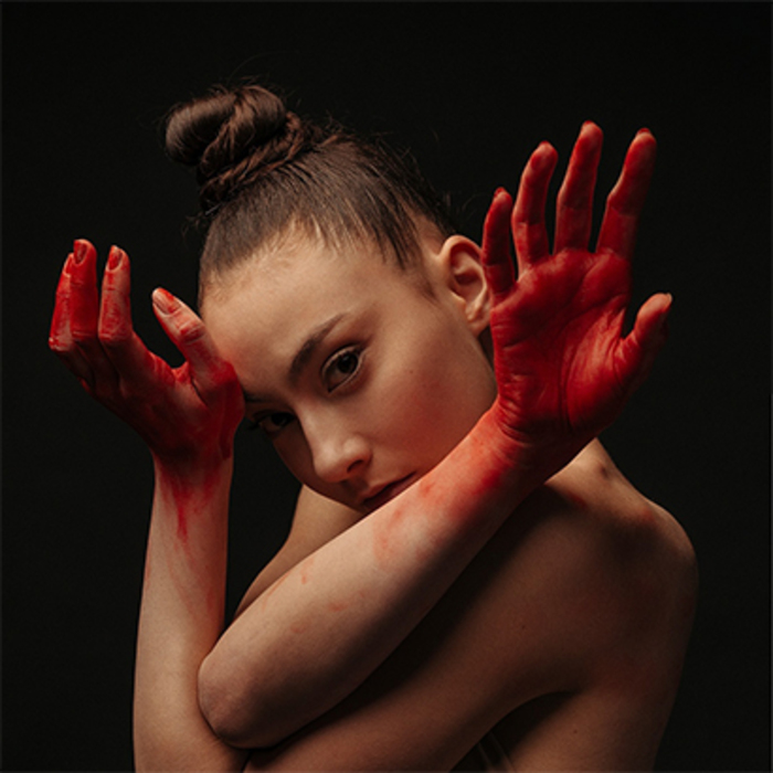 a-dragova_700x700_crop_478b24840a