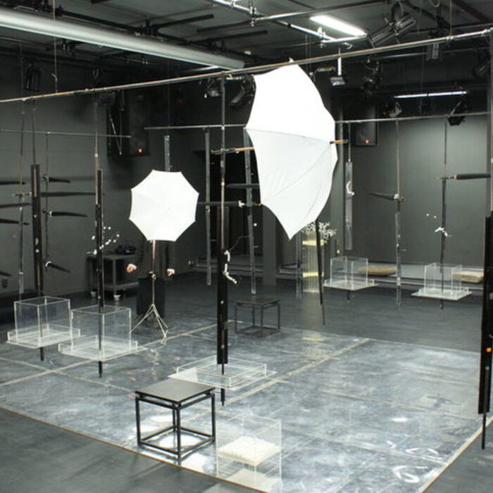 zx860y484-864665_700x700_crop_478b24840a