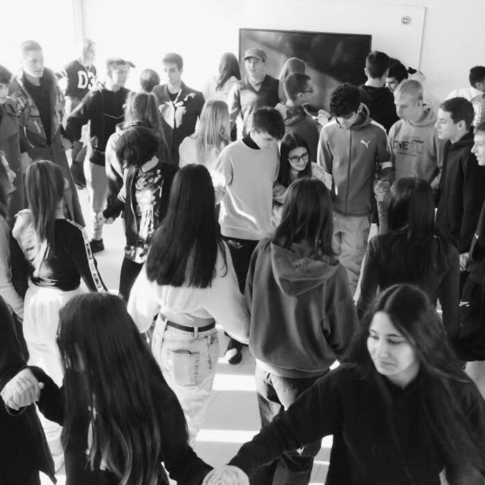 teatut-toni-etrova_700x700_crop_478b24840a